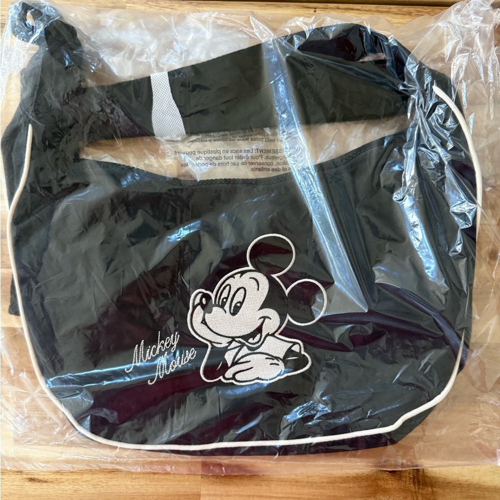 BAGGU Black and White Mickey Mouse Crossbody Bag
